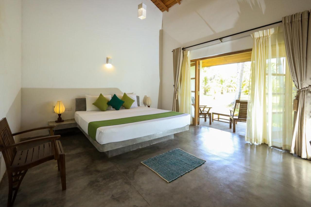 Hotel Kayjay Palms Passikudah Esterno foto