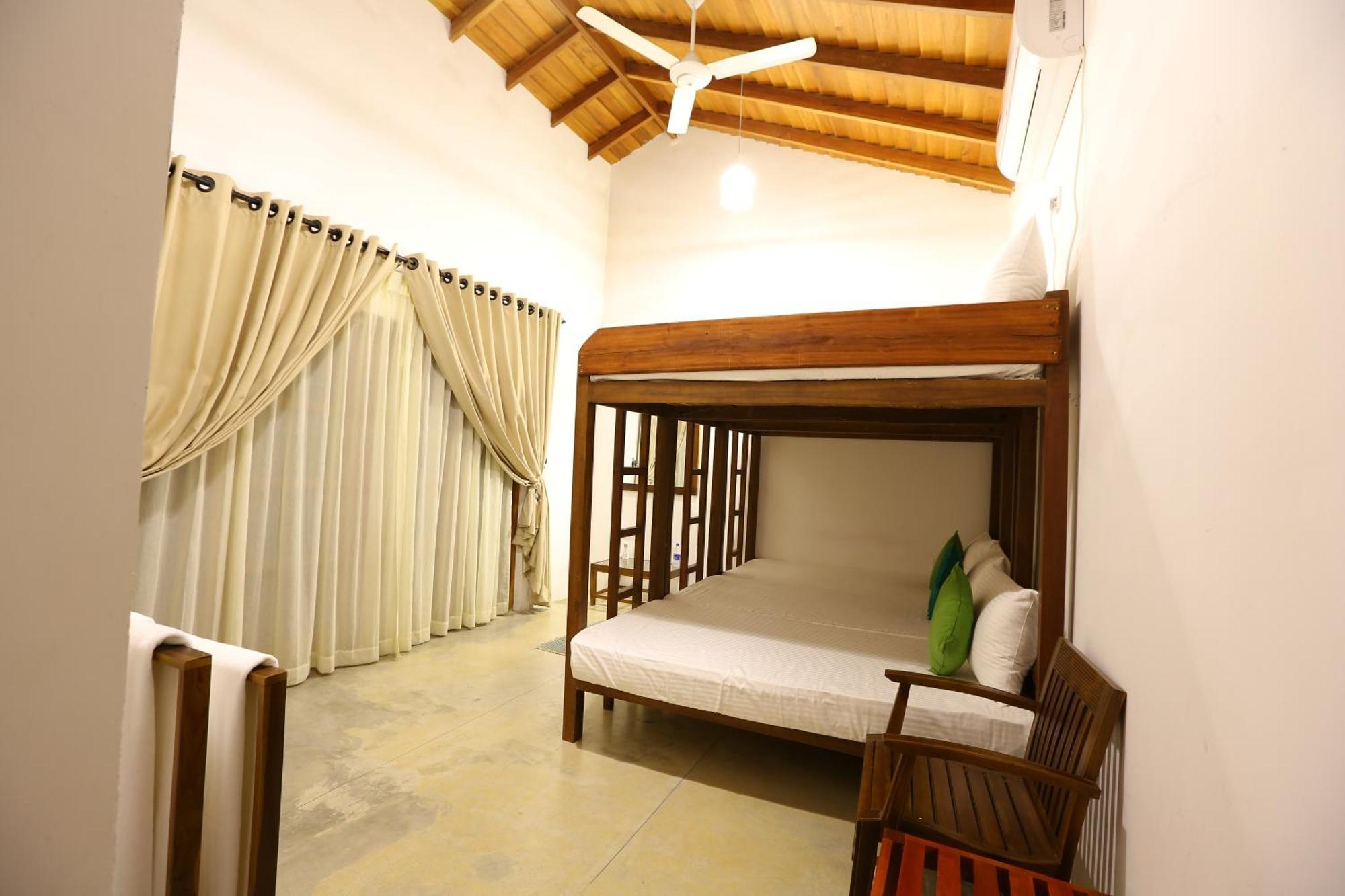 Hotel Kayjay Palms Passikudah Esterno foto