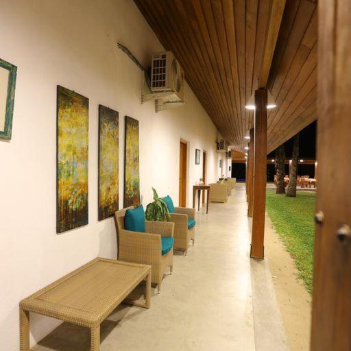 Hotel Kayjay Palms Passikudah Esterno foto